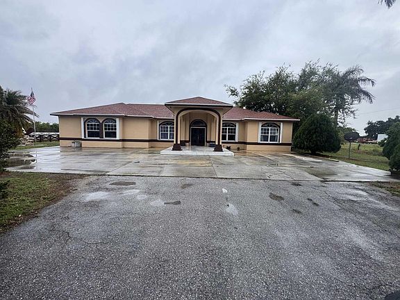 3rd image of 435 E A Road E
