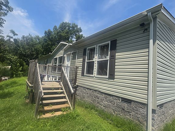 2nd image of 359 Stage Rd