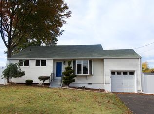 8 Beaumont Road, Hamilton, NJ 08620