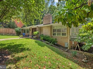 7713 Arrowood Ct, Bethesda, MD 20817
