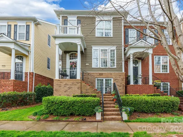 819 Granby Dr, Fort Mill, SC 29708