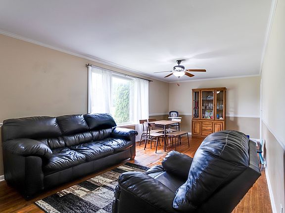5th image of 145 Saratoga Dr