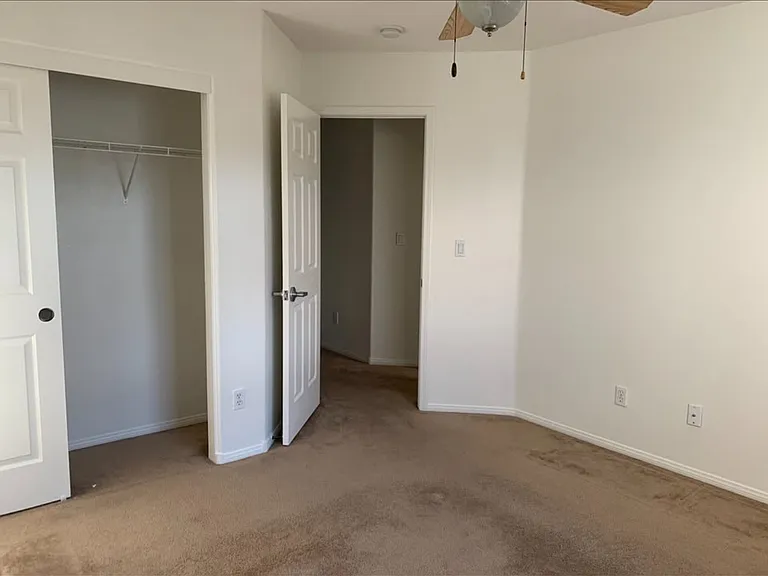 6082 Villa Lante Ave — Photo 3