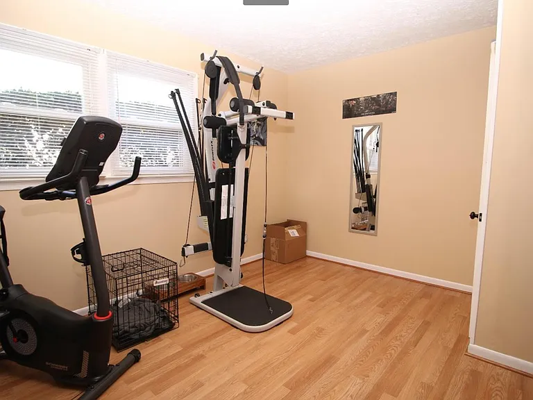 201 Rolling Ridge Dr — Photo 14