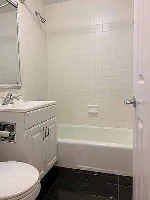 Rented by Union Square Property Management | media 10