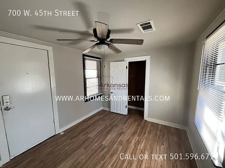 700 W 45th St — Photo 9