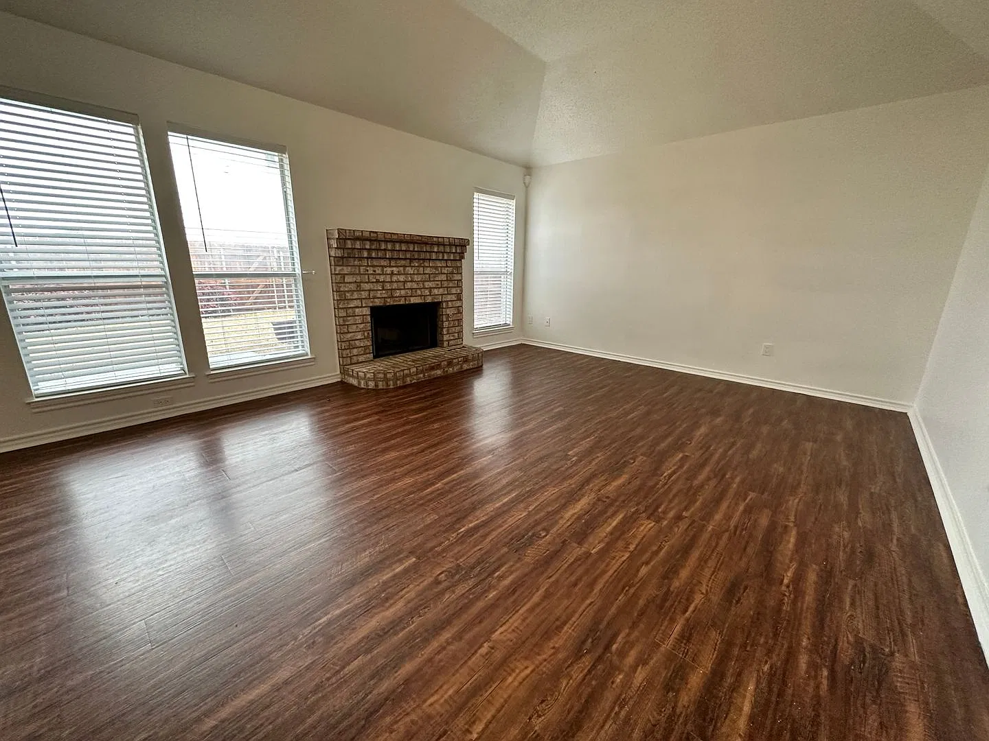 Cute 1 story home in Keller — Photo 4