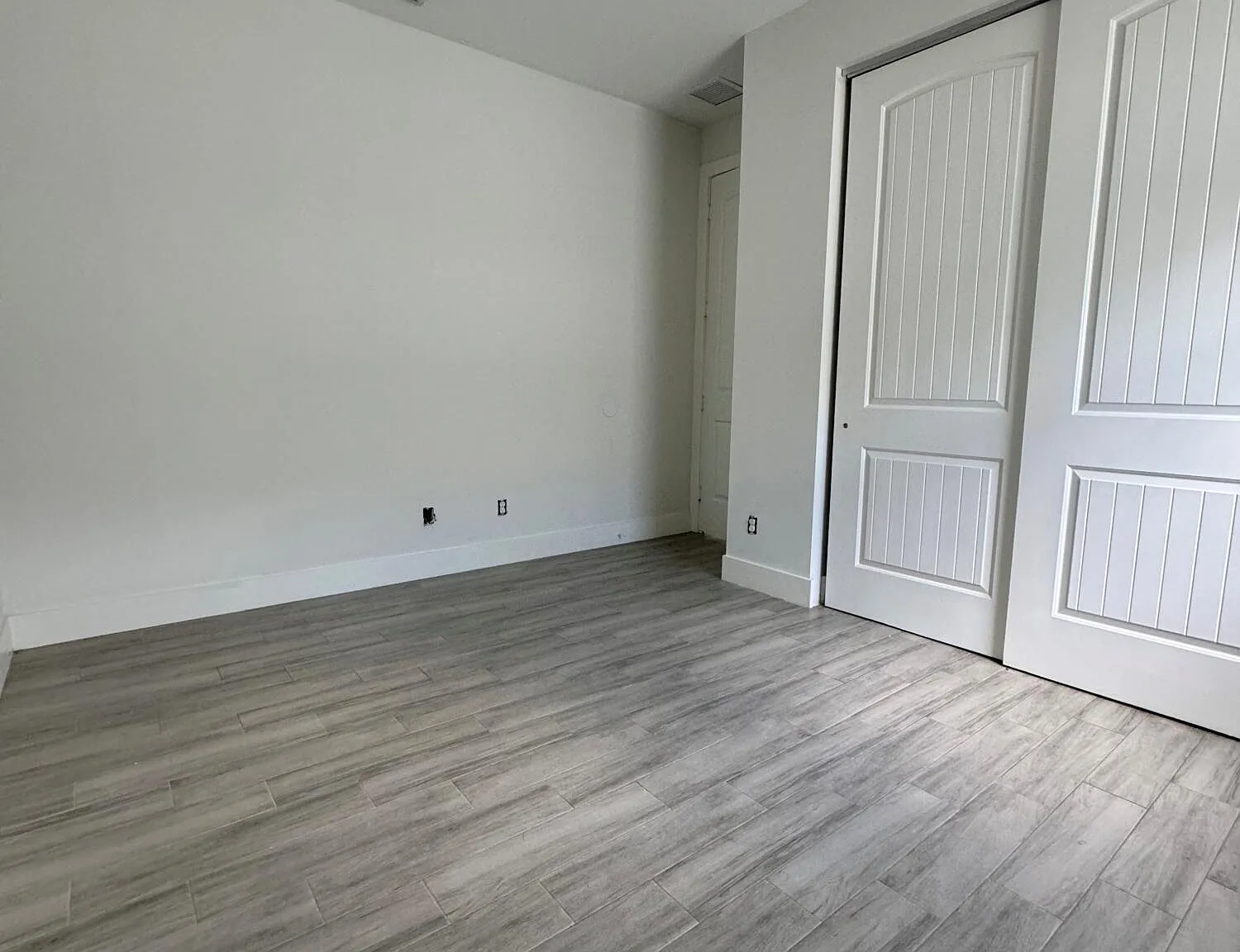 3 bed, 2.0 bath, 1515 sqft, $3,950 — Photo 3