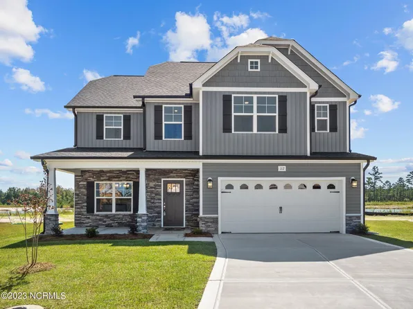 112 Sea Breeze Court, Sneads Ferry, NC 28460