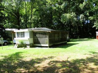 187 Peach Tree Ln, White Stone, VA 22578