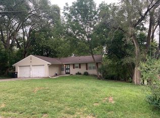 7802 Howard St, Omaha, NE 68114