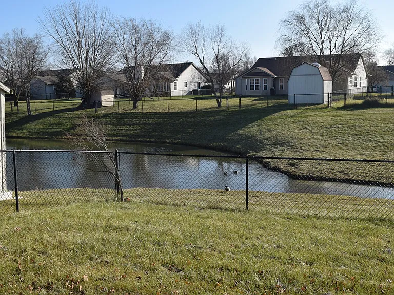 417 E Pine Ridge Dr — Photo 22