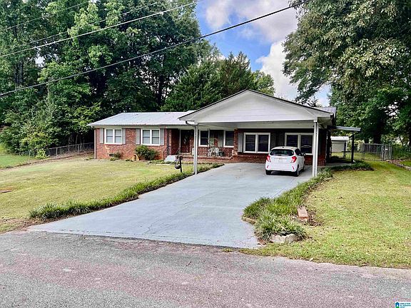 2nd image of 304 Plato St