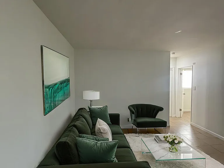 14129 Vanowen St — Photo 19