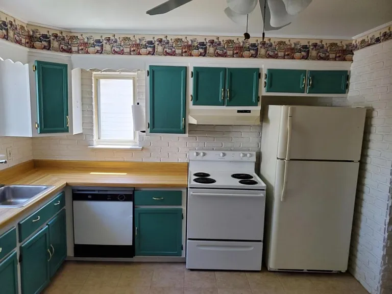 27358 Palmer Blvd — Photo 4