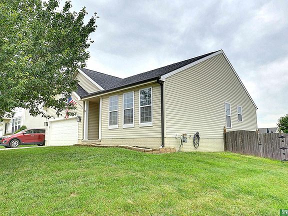2nd image of 2209 S Mineral Dr