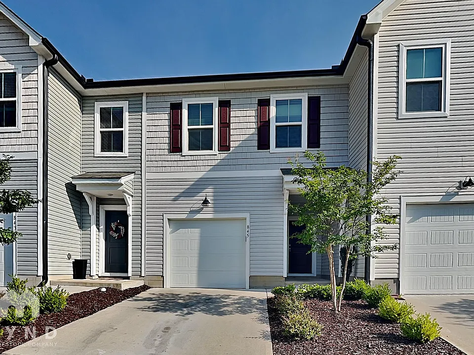 845 Falls Grove Trl
