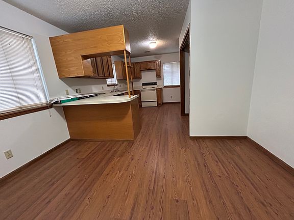 3rd image of 1905 E 20th Ave #3