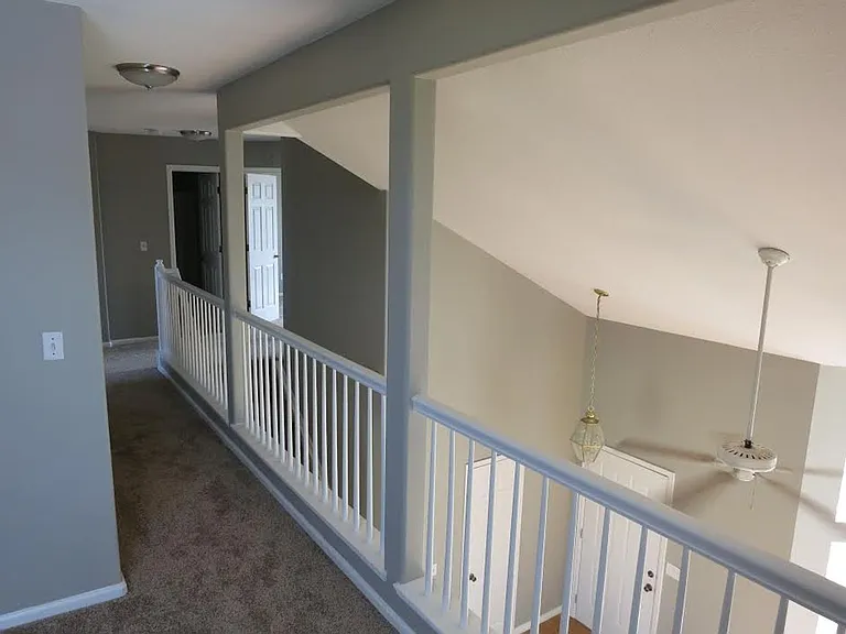 105 Bristol St — Photo 10