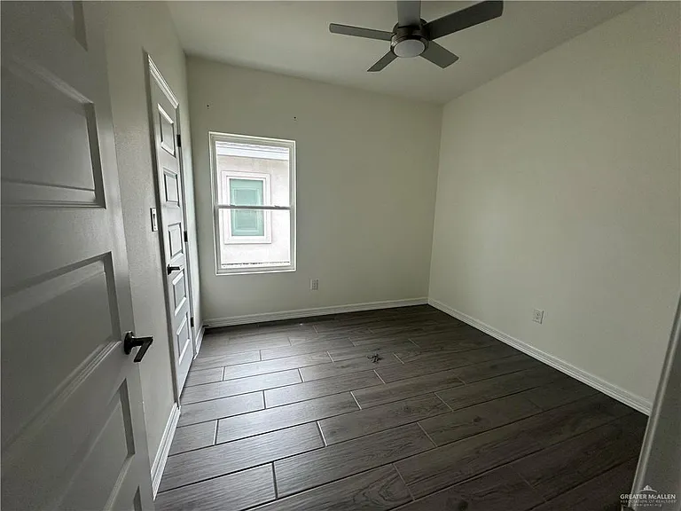 608 N Onyx Ave #1 — Photo 7