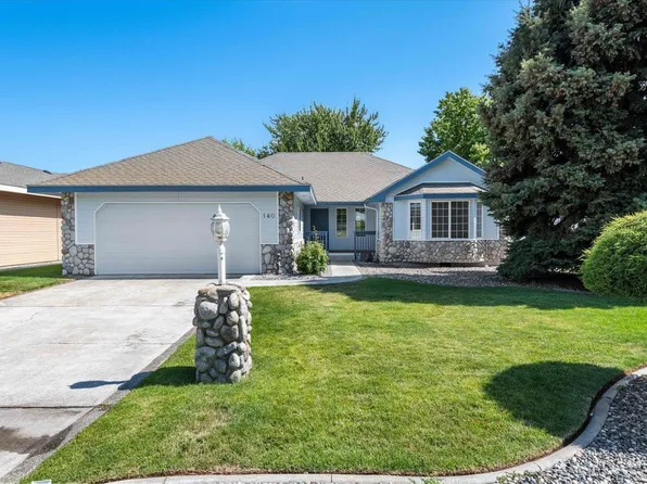 140 Willow Cir, Pasco, WA 99301