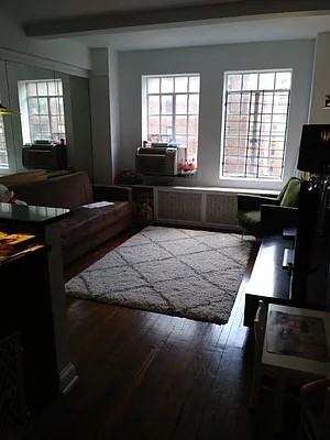 Rented by Tudor Realty | media 12