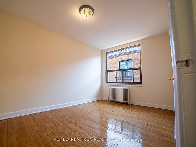 2309 Lake Shore Blvd W #407 — Photo 12