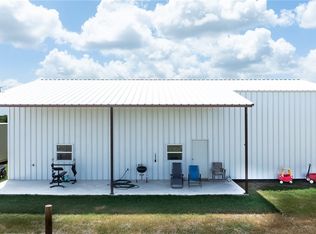266 County Road 384, George West, TX 78022
