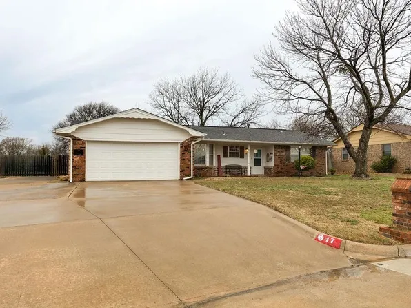 47 S 29th St, Duncan, OK 73533