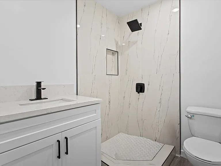 Luxury Brand New 2026 3 Bedroom Units — Photo 18