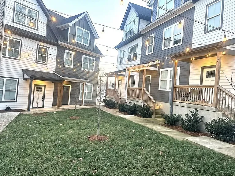 200 Raymond St. — Photo 20