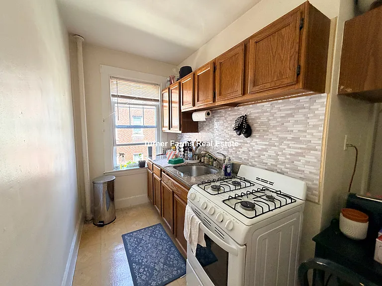 155 Summer St — Photo 9