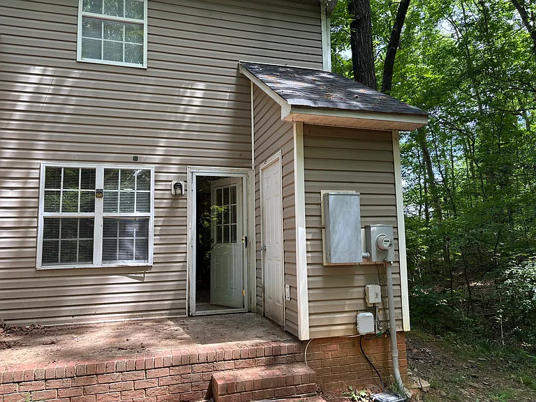 2829 Bobwhite Cir #A — Photo 9
