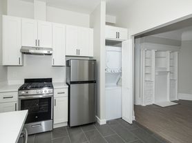 409 Laguna, 1 Bedroom 1 Bathroom Apartment
