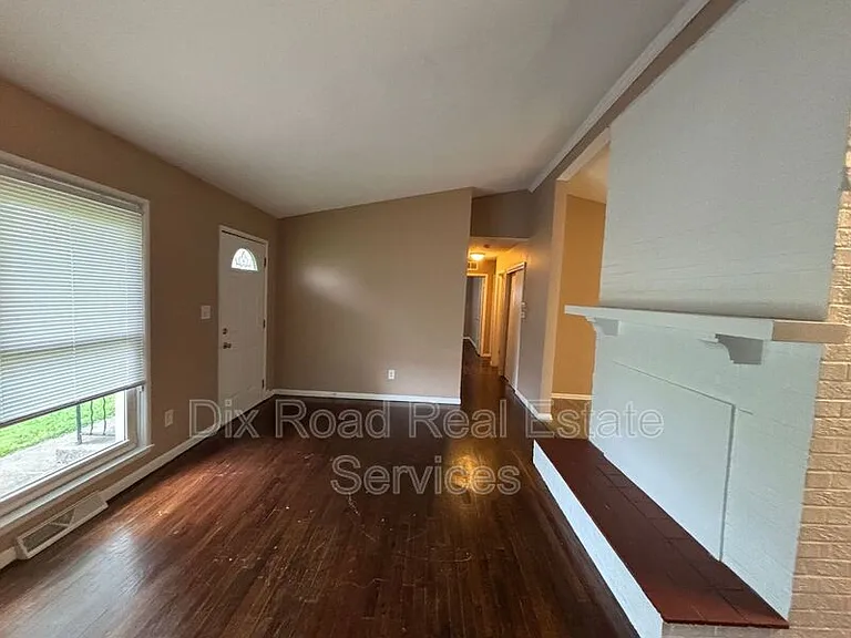 4984 State Route 122 — Photo 10