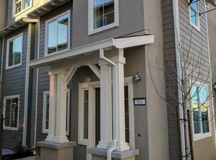 501 Jetty Dr, Richmond, CA 94804