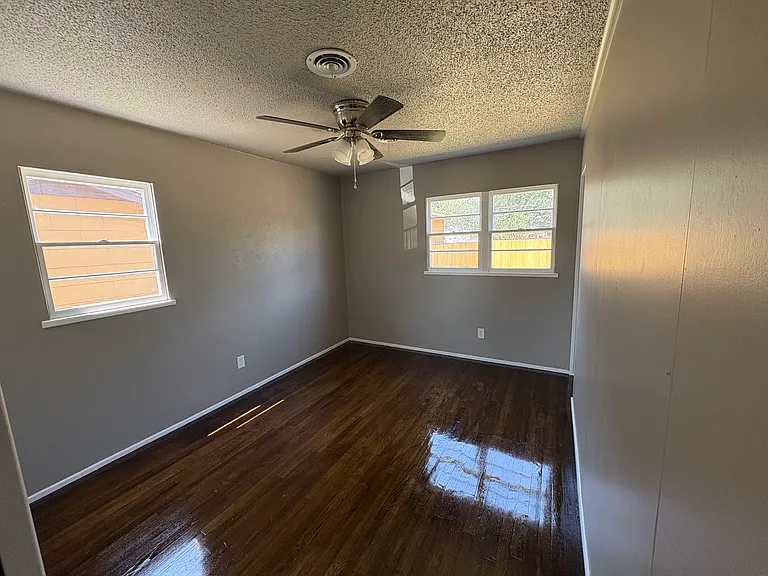 3116 S Woodland St — Photo 6