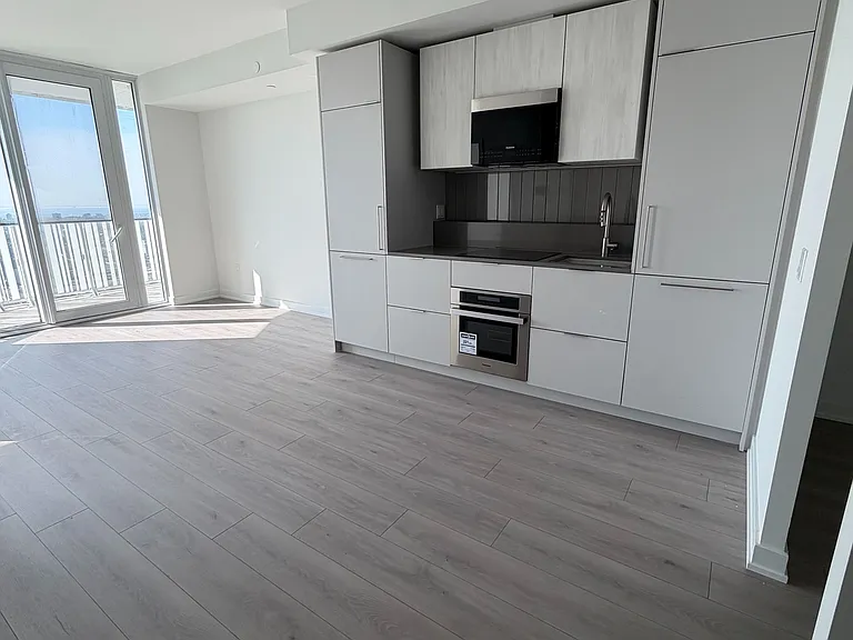 1 Fairview Rd E #2901 — Photo 7