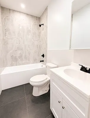 Bathroom, photo 1