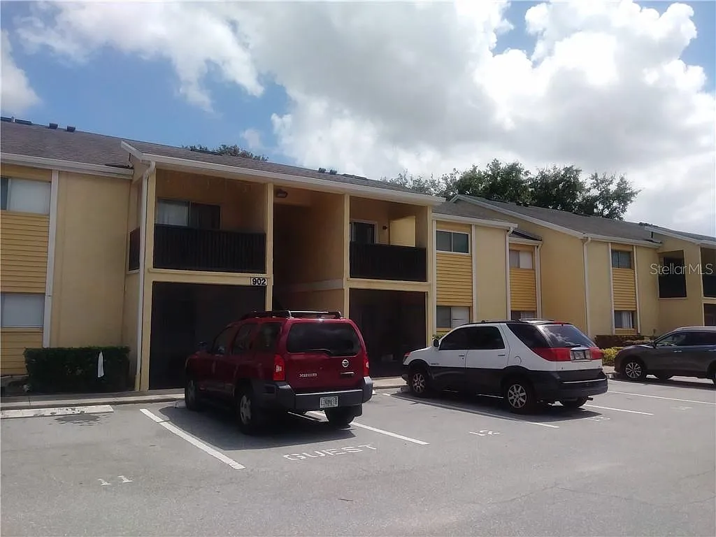 2 bed, 897 sqft, $1,395 — Photo 2