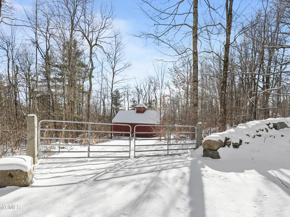 3 Dodd Rd, Sandisfield, MA 01255