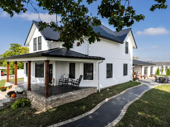 143 S Main St, Dry Ridge, KY 41035