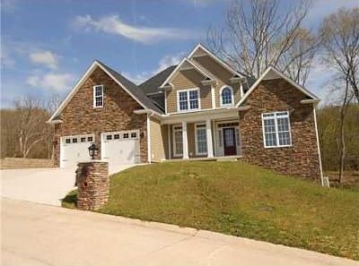 1st image of 123 Riverwalk Dr