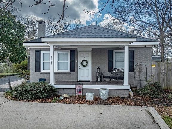 3rd image of 151 Baugh Street