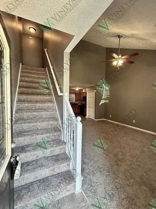 3 bed, 2.0 bath, 1575 sqft, $1,625 — Photo 3