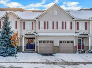 462 Templeford Ave, Ottawa, ON K2M0B8