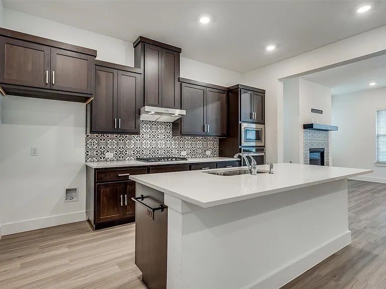 5411 Grand Ave — Photo 7