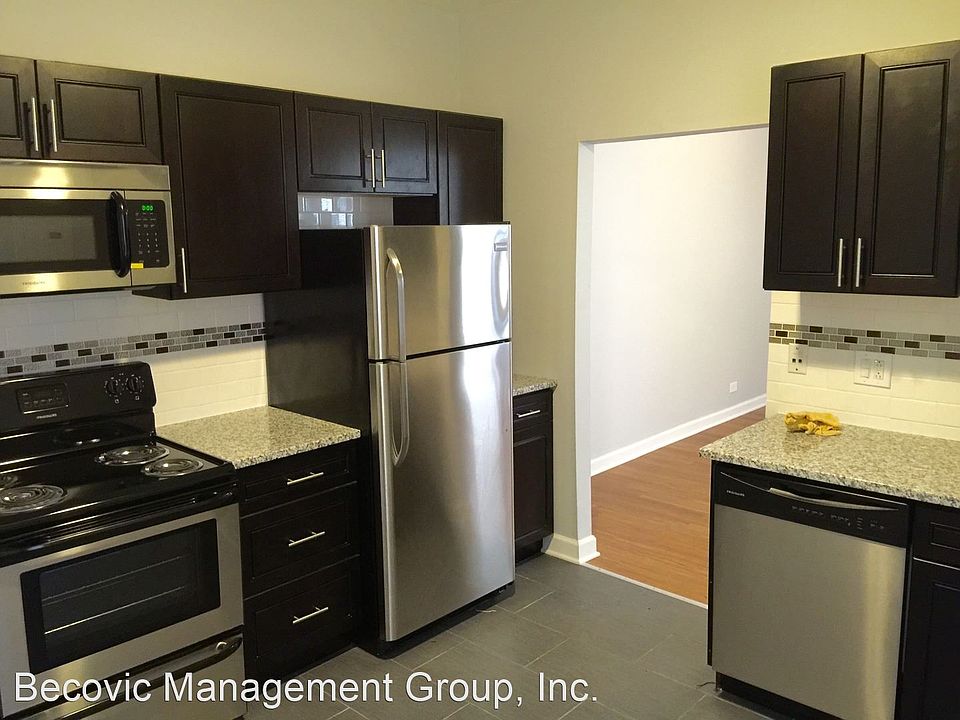 1st image of 3631-41 W Dickens Ave #1A