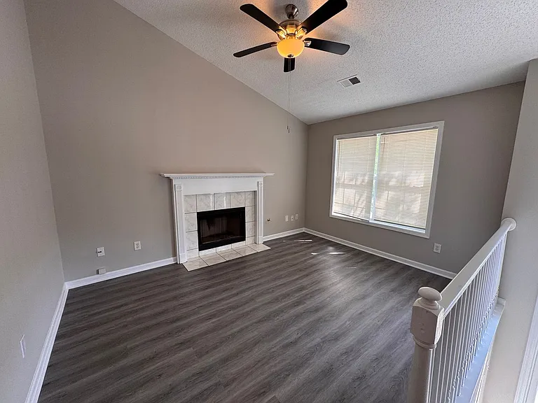 451 Clear Blue Way — Photo 2