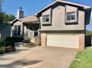 4717 N 127th St, Omaha, NE 68164